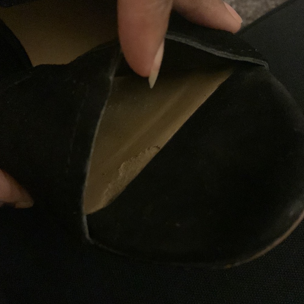 Black peeptoe heels - Picture 7 of 8